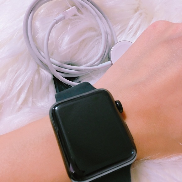 Apple Watch series 2 stainless steel sapphire - Picture 2 of 7